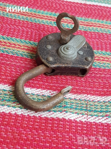 Кован немски катинар, снимка 2 - Антикварни и старинни предмети - 52798514