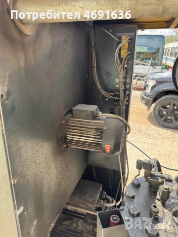 Електрически въздушен компресор KAESER CSD82T, 290 cfm само за 7000лв. ABT102, снимка 5 - Индустриална техника - 52898528