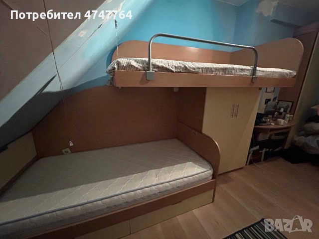 Подарявам комплект две единични легла и един гардероб., снимка 6 - Спални и легла - 53610689