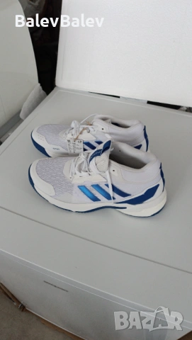 Маратонки Adidas , снимка 3 - Спортни обувки - 54239517