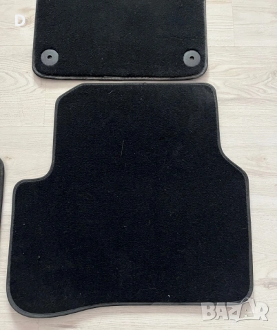 Оригинални мокетни стелки за VW, снимка 4 - Аксесоари и консумативи - 53381208