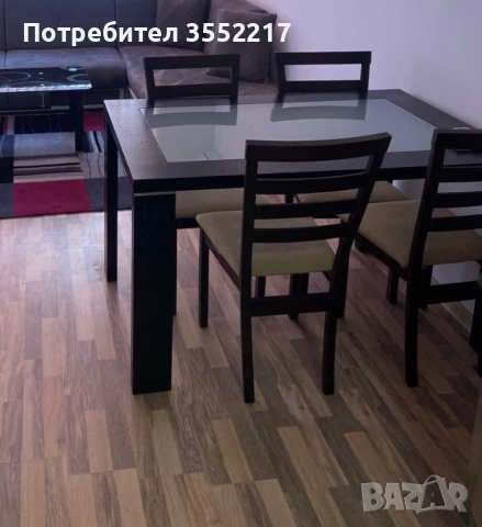Трапезарна маса с 4 стола - запазени, снимка 2 - Маси - 53669476