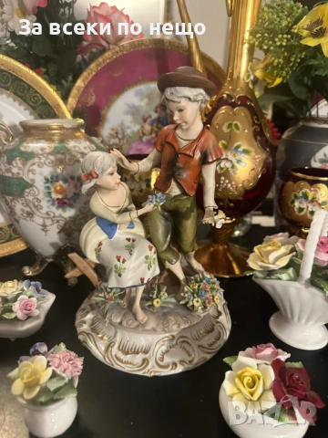 Capodimonte Italy ,  Romantic Couple “ Влюбените” Код P2009, снимка 5 - Декорация за дома - 53936422