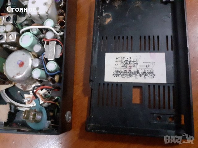 Crown Transistor Radio, Model TRF-16, FM-AM Bands, 9 Transistors, Made In Japan, снимка 12 - Радиокасетофони, транзистори - 45039423