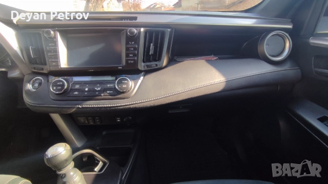 Продавам Тойота РАВ4 2016г. 2.0D, снимка 9 - Автомобили и джипове - 52501391