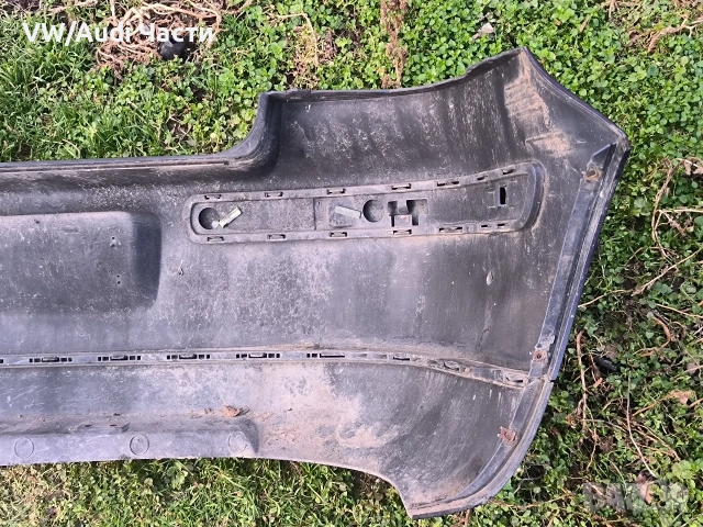 Задна броня за Голф 4 Volkswagen Golf 4 LB5N / 1J6807421D, снимка 5 - Части - 53213207