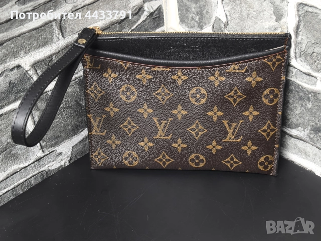 Louis Vuitton чанта тип плик , снимка 2 - Чанти - 52826662