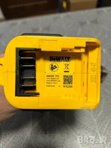 Винтоверт Dewalt DCD709, снимка 7 - Винтоверти - 52431433
