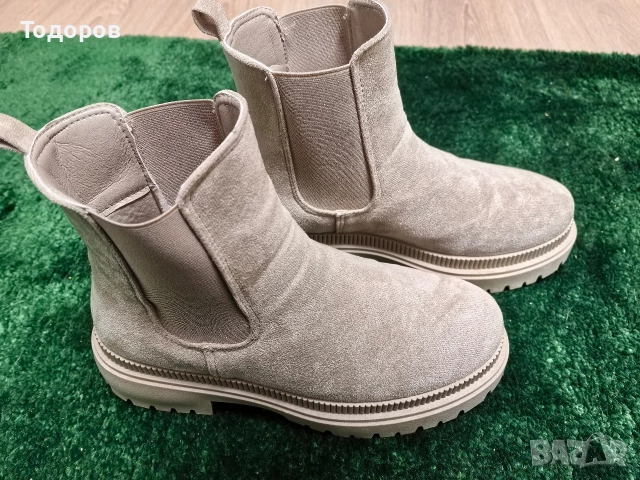 Дамски боти