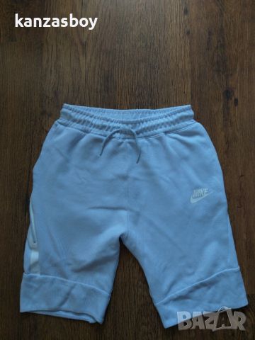 Nike Tech Fleece Shorts - страхотни юношески панталони КАТО НОВИ, снимка 8 - Детски къси панталони - 45797405