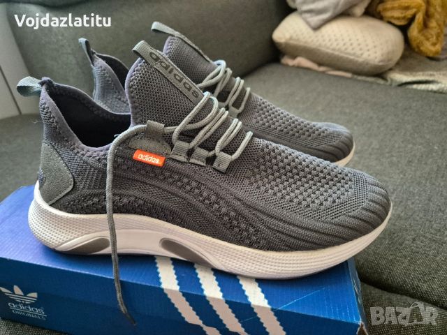 Маратонки Adidas , снимка 1 - Маратонки - 45903931