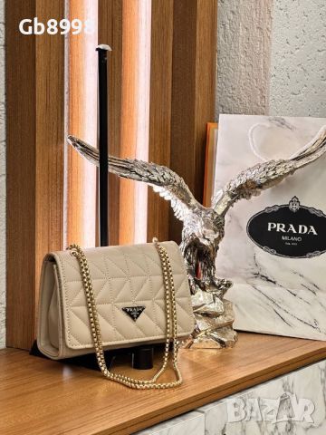 Чанта Prada, снимка 6 - Чанти - 46738086