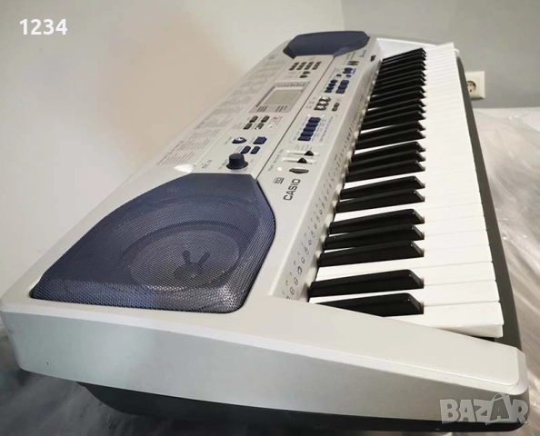 синтезатор клавир CASIO LK-90TV пиано с USB и динамична светеща клавиатура 