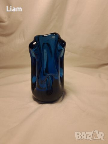 Стъклена ваза