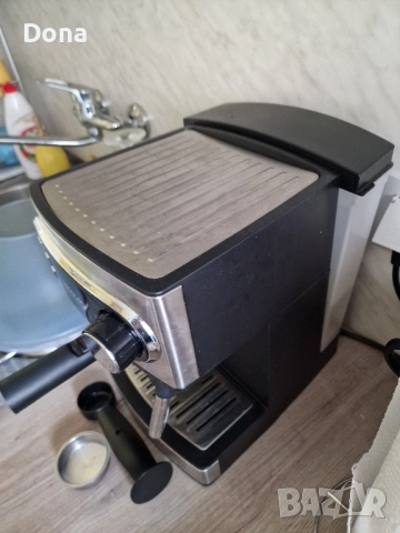 Кафемашина за еспресо и капучино Cecotec, снимка 2 - Кафе машини - 52432256