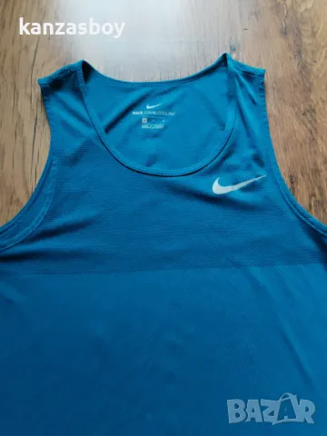 Nike Zonal Cooling Relay Tank - страхотен мъжки потник КАТО НОВ М, снимка 3 - Тениски - 49798331