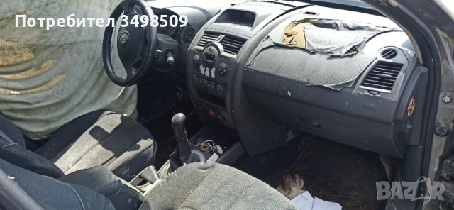 Renault Megane 2, снимка 5 - Автомобили и джипове - 51407458