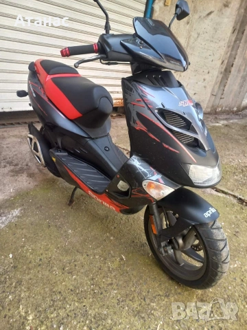 Aprilia SR 50 , снимка 4 - Мотоциклети и мототехника - 53818579
