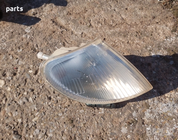 Десен Мигач Пежо Партнер - Ситроен Берлинго , снимка 2 - Части - 52299795