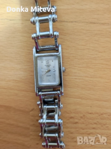 часовник Diesel работещ на батерия 