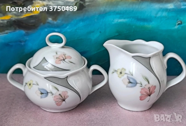 Захарница и каничка за мляко.