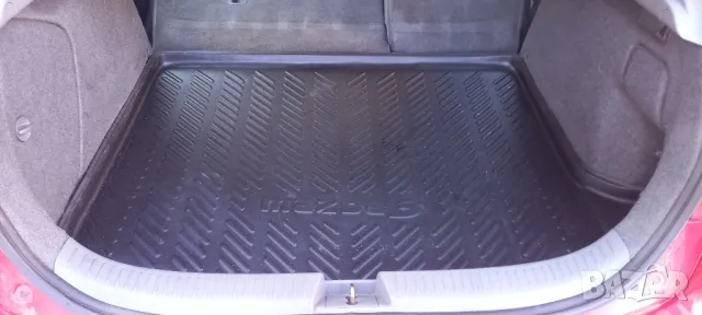 Гумена стелка за багажника за Mazda 3 (2003-2009)