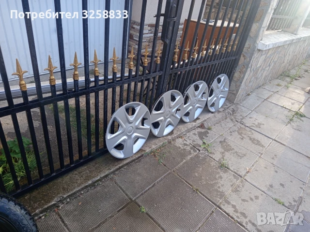 Тасове Форд фиеста мк8 r16, снимка 5 - Аксесоари и консумативи - 51184730