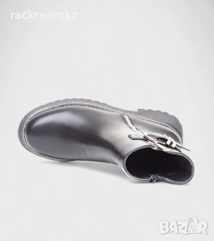 Дамски черни боти с топъл хастар и декоративна катарама W851023 Black, снимка 3 - Дамски боти - 52401646