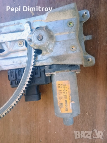 90579356 101250-200 Мотор за стъклоповдигач, преден десен, за Opel Zafira