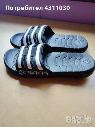 Adidas чехли номер 35 като ново, черно и бяло, снимка 3 - Чехли - 53392202