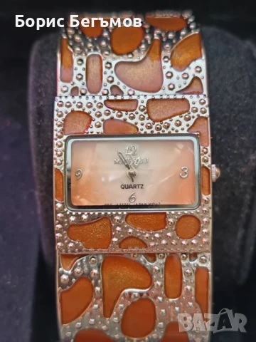 Дамски часовник-гривна, снимка 6 - Дамски - 51351524