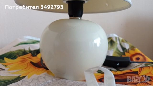 Лампи с абажур, снимка 9 - Настолни лампи - 51776542