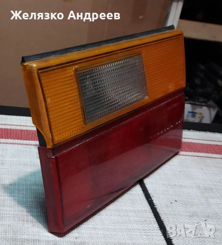 Фолксваген Пасат хечбек 81-88 десен стоп Hella, снимка 2 - Части - 53236095