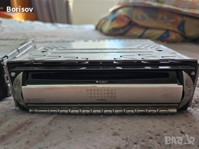 Радиокасетофони за коли, снимка 16 - Радиокасетофони, транзистори - 52255261