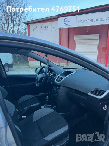 Peugeot 207 1.4 HDI, снимка 7 - Автомобили и джипове - 53886069