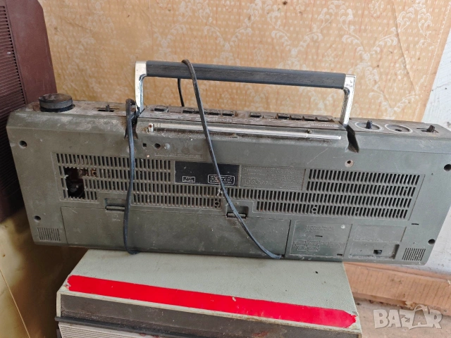 Продавам стари касетофони , телевизори ,списания , магнетофони ., снимка 4 - Антикварни и старинни предмети - 54087184