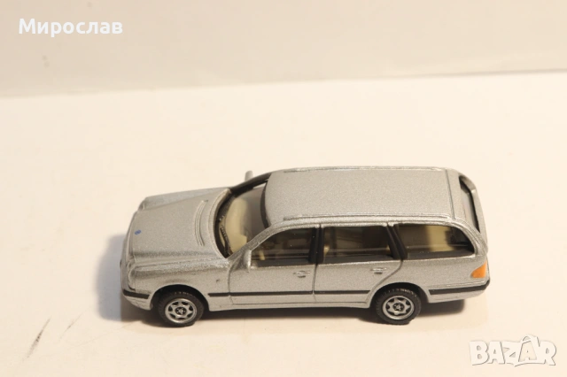 1:64?? HONGWELL MERCEDES BENZ Е КОЛИЧКА МОДЕЛ, снимка 2 - Колекции - 53606085