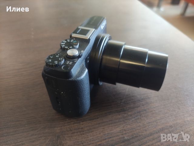 Джобен фотоапарат с голям zoom 30x, 20 MP, SONY HX60 с 2 батерии., снимка 3 - Фотоапарати - 45396773