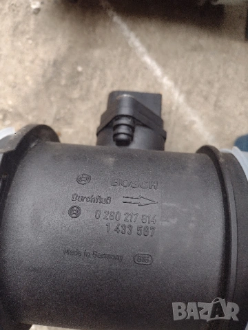 Дебитомер Bosch за BMW X5 E53 4.6is, снимка 2 - Части - 53466424