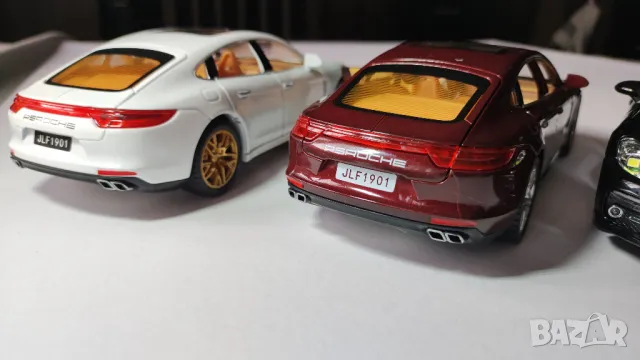 Метални колички Порше Панамера (Porche Panamera), мащаб 1:24, снимка 3 - Коли, камиони, мотори, писти - 48783768