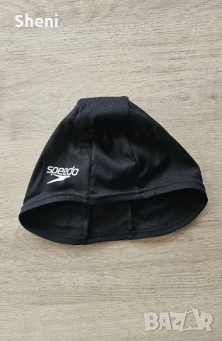 Нова SPEEDO плувна шапка, снимка 2 - Водни спортове - 50926248