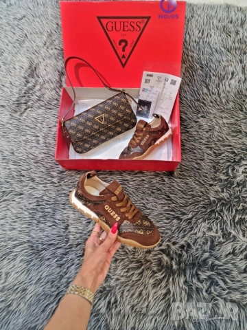 чанти guess , снимка 4 - Чанти - 51830252