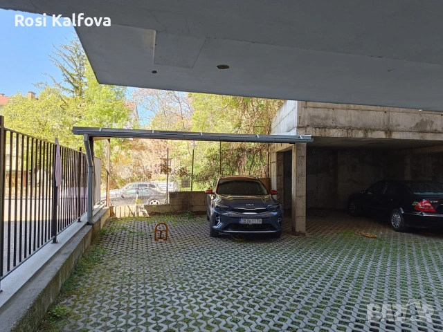 Паркомясто под наем в Банишора, снимка 2 - Гаражи и паркоместа - 54272356