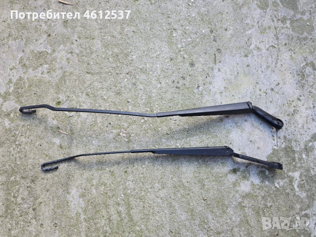 Ляво и дясно рамо за чистачки на Фолксваген Голф 4