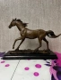 Луксозна бронзова скулптура „Препускащ кон“ – 10 кг, модел на P.J. Mêne, снимка 2