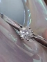 Продавам златен пръстен с брилянт, снимка 1