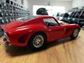 Метална колекционерска количка модел BBURAGO FERRARI GTO 1962г.1:18 56.72 лв. / 29 €, снимка 2