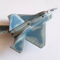 Метален Изтребител F-22 Raptor Maisto Tailwinds, снимка 5 - Колекции - 45217748