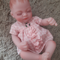 Реалистично бебе, снимка 2 - Кукли - 45054442