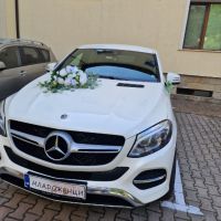 Сватбена украса за кола, снимка 1 - Сватбени аксесоари - 45580919